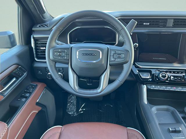 New 2025 GMC Sierra 3500 Denali Ultimate image 11