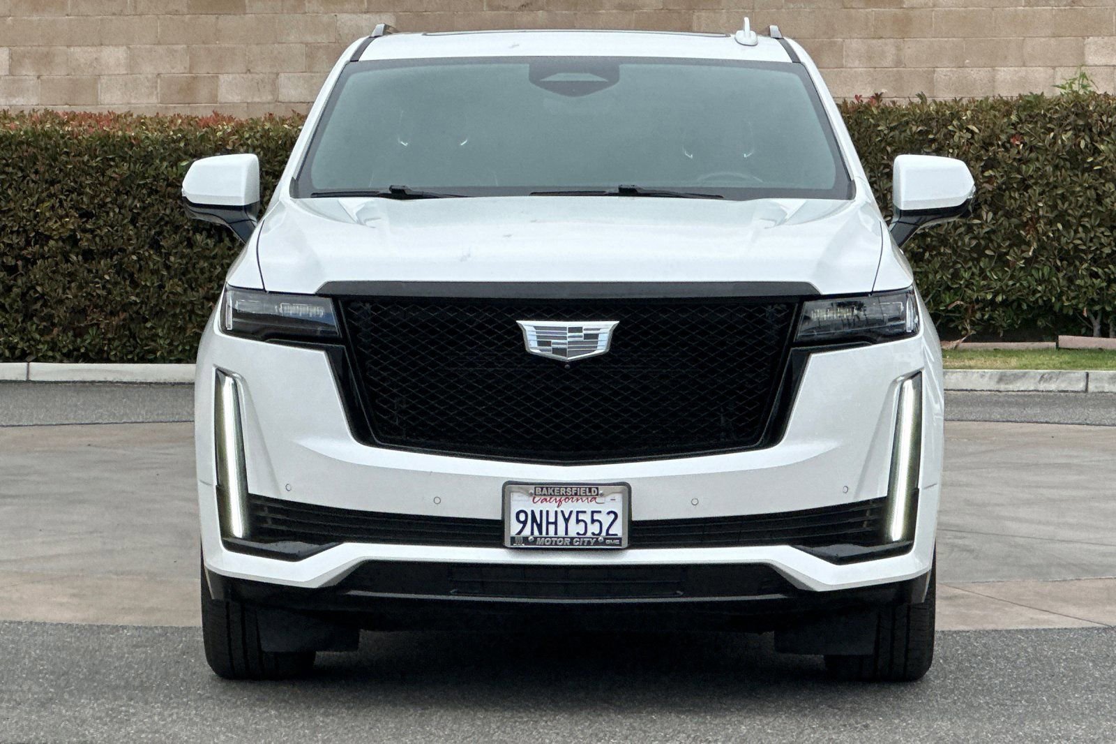 Used 2024 Cadillac Escalade Sport w/ LPO, ONYX Package AWD/4WD image 9