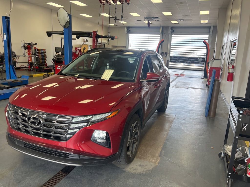 Used 2024 Hyundai Tucson Limited FWD image 1