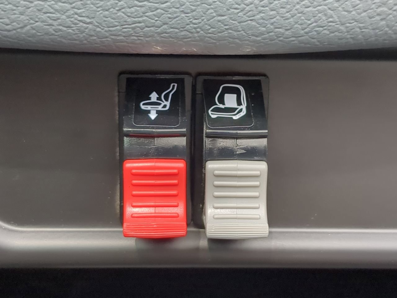 New 2027 Ford F750 2WD Regular Cab Super Duty image 26