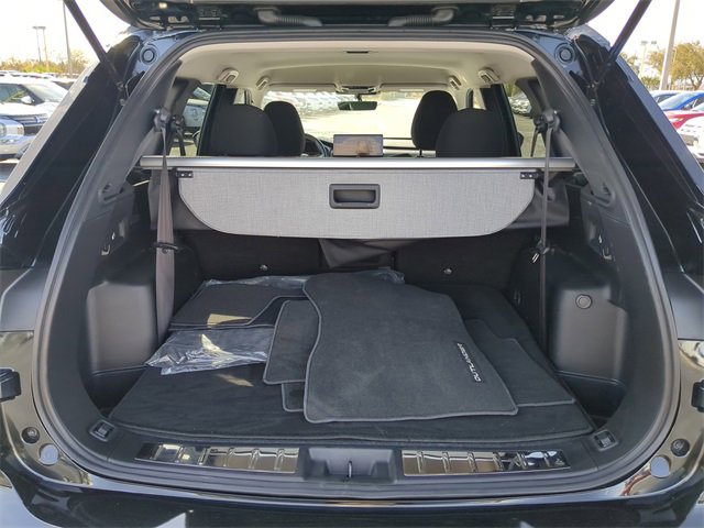 New 2025 Mitsubishi Outlander ES image 12