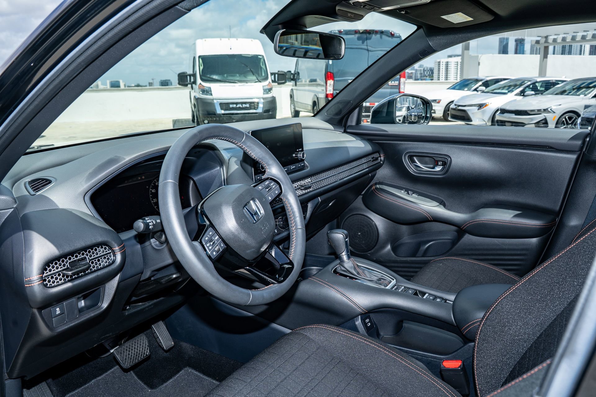 Used 2024 Honda HR-V Sport image 15