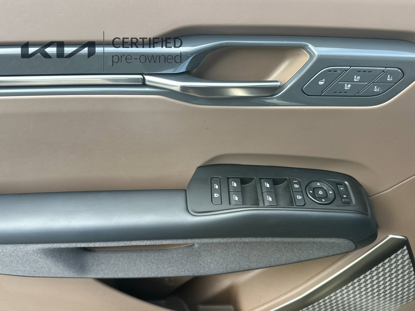 Certified 2024 Kia EV9 Land AWD/4WD image 12