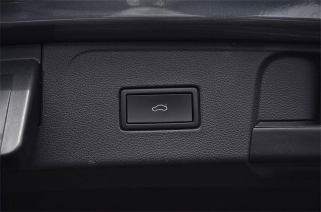 Used 2023 Volkswagen Atlas SE w/ Panoramic Sunroof Package image 27