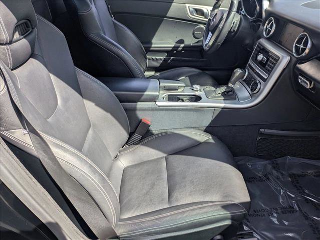 Used 2013 Mercedes-Benz SLK 350 image 16