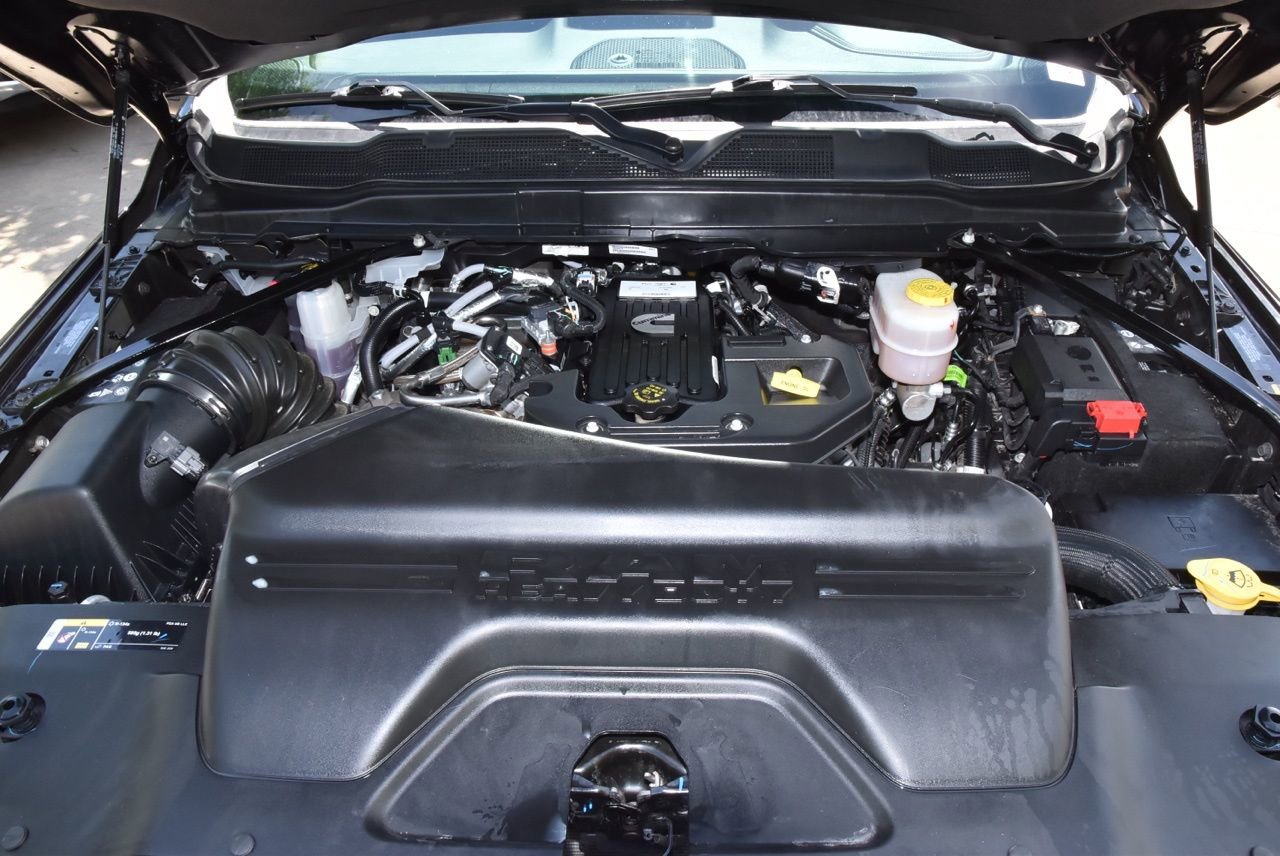 Used 2026 RAM 2500 Laramie AWD/4WD image 39