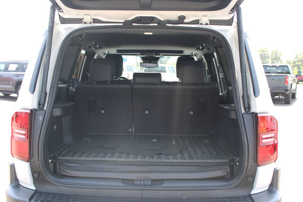 Used 2024 Toyota Land Cruiser AWD/4WD image 19