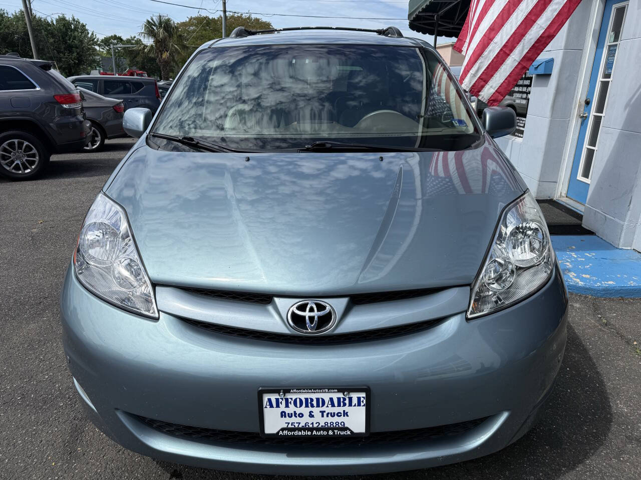 Used 2009 Toyota Sienna FWD image 9