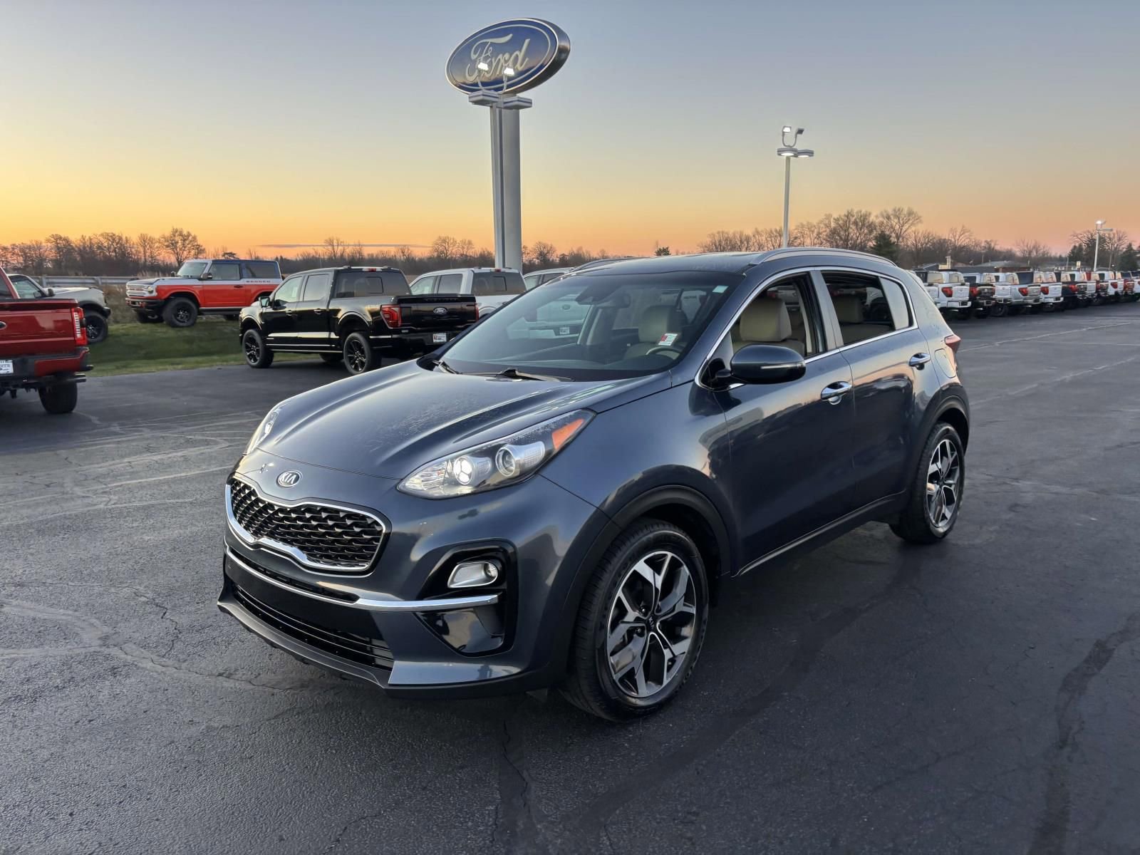 Used 2021 Kia Sportage EX image 4