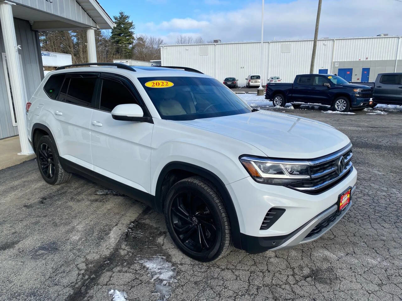 Used 2022 Volkswagen Atlas SE w/ Panoramic Sunroof Package image 10
