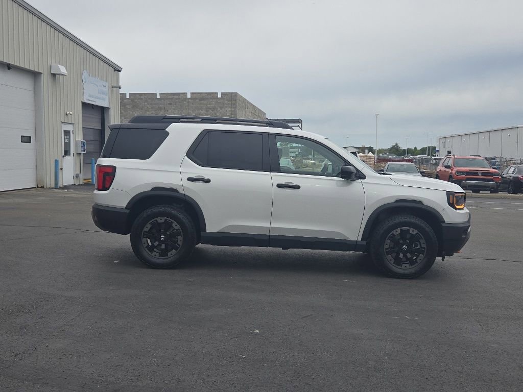 Certified 2026 Honda Passport TrailSport Elite image 9