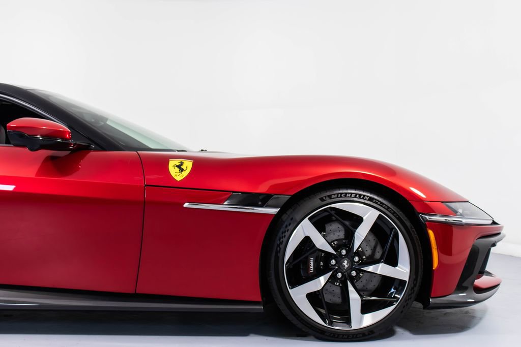 Certified 2025 Ferrari 12Cilindri image 16