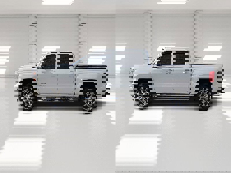 Used 2014 Chevrolet Silverado 1500 LT w/ LT Convenience Package image 2