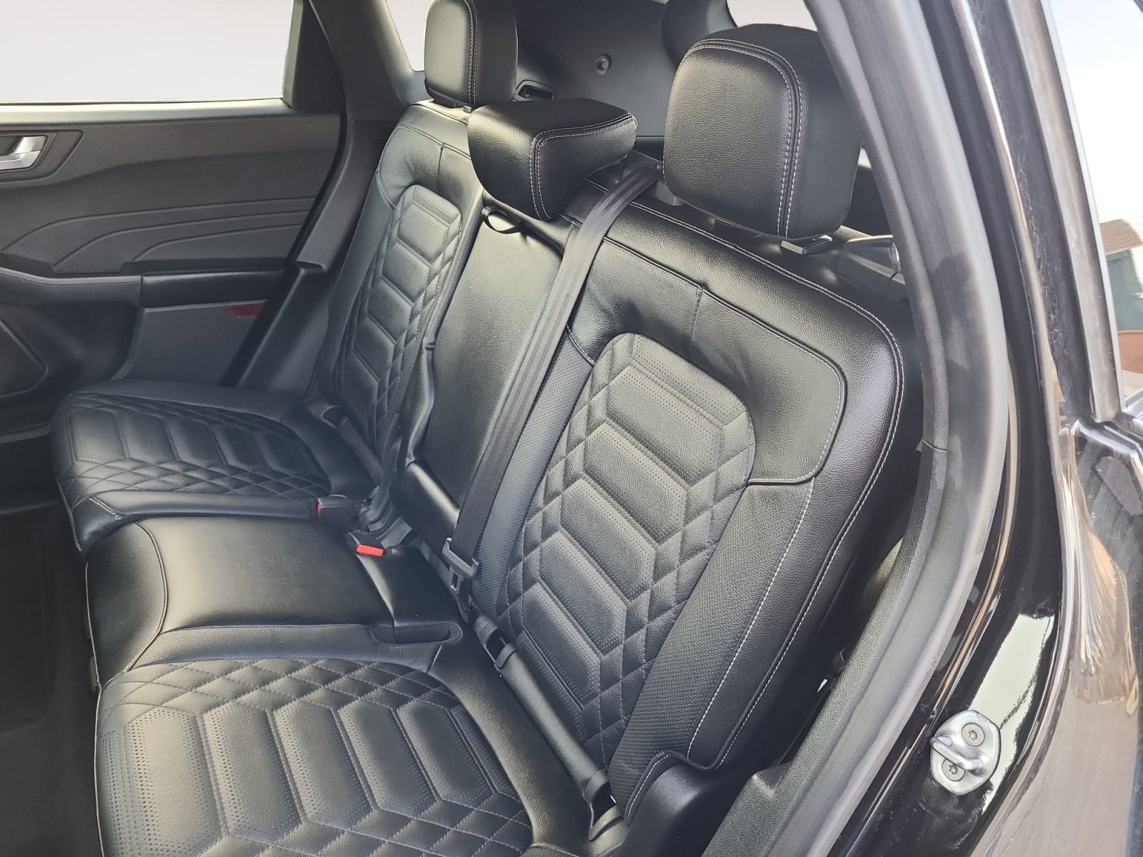 Used 2023 Ford Escape Platinum w/ Premium Technology Package image 13