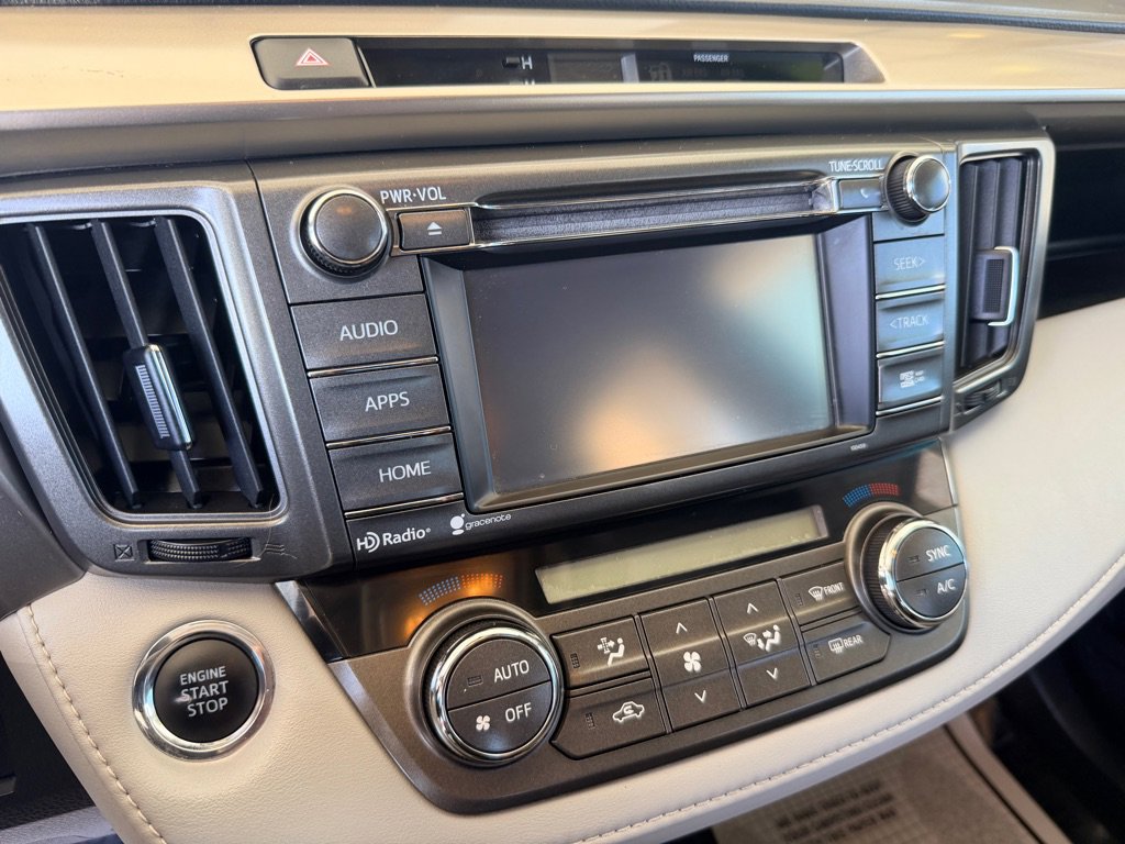 Used 2014 Toyota RAV4 Limited AWD/4WD image 14