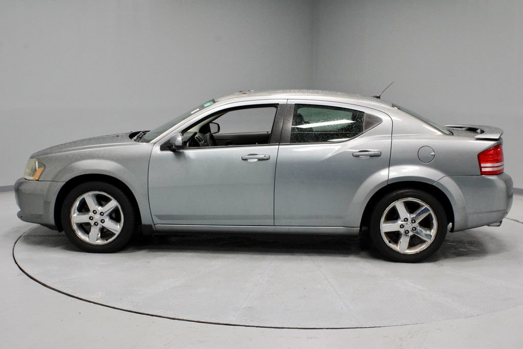 Used 2009 Dodge Avenger R/T FWD image 7