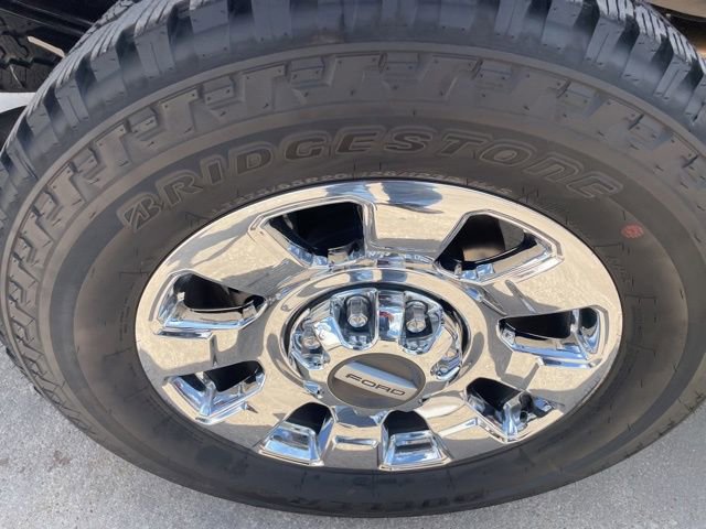 Used 2026 Ford F250 Lariat w/ Lariat Premium Package AWD/4WD image 32