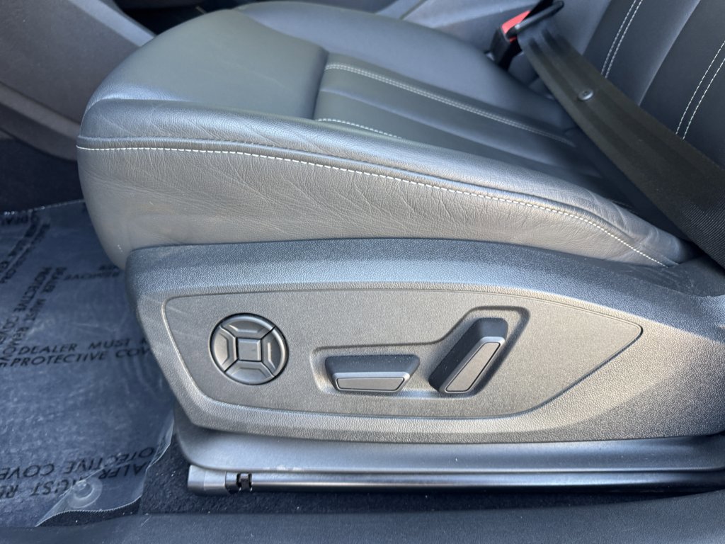 Used 2022 Audi Q4 e-tron Premium Plus w/ Premium Plus image 36