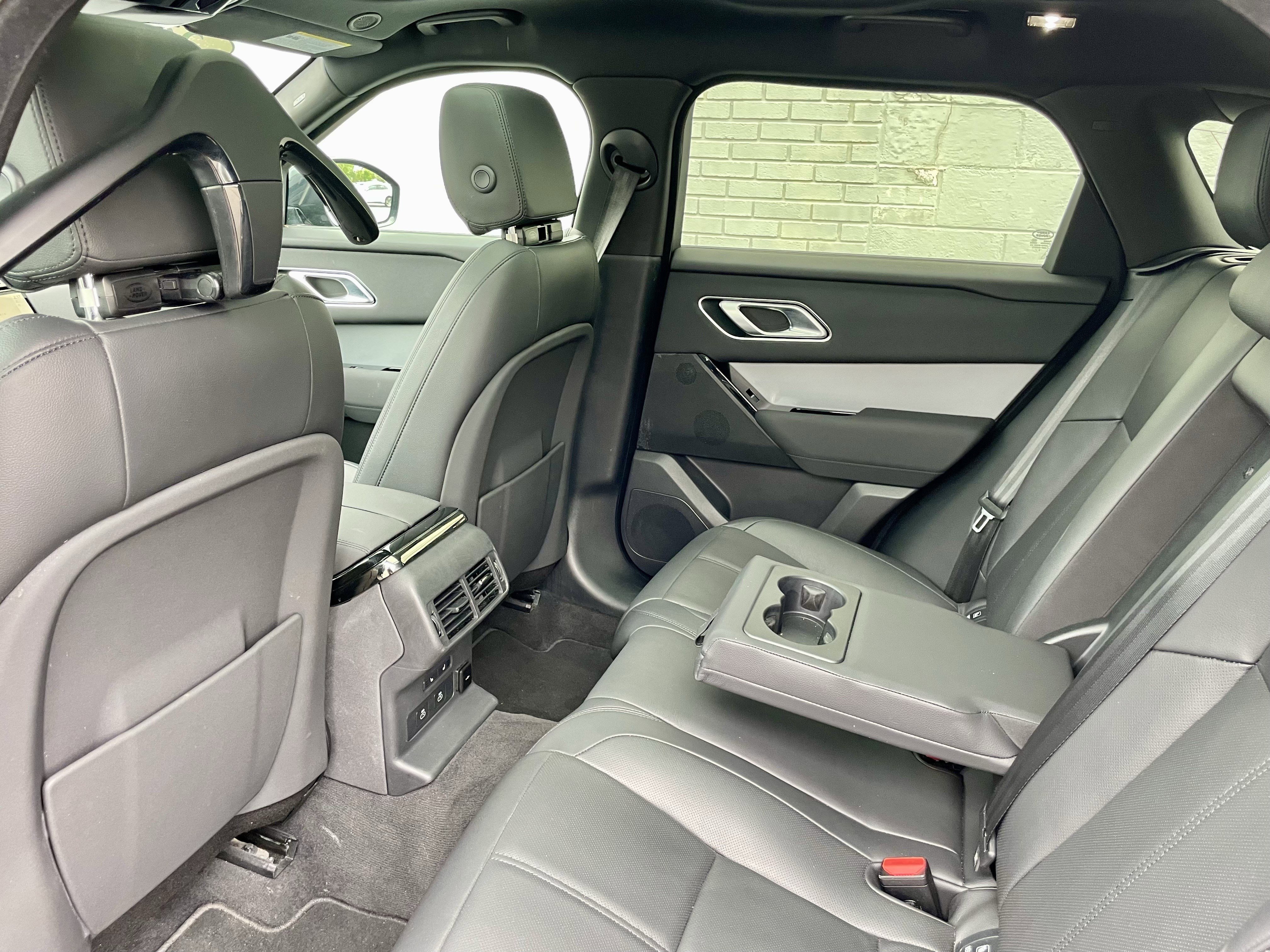 Used 2025 Land Rover Range Rover Velar S AWD/4WD image 30