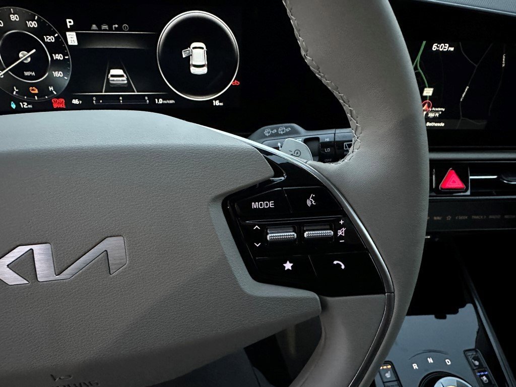 New 2025 Kia Niro Wave w/ Wave Preserve Package image 28