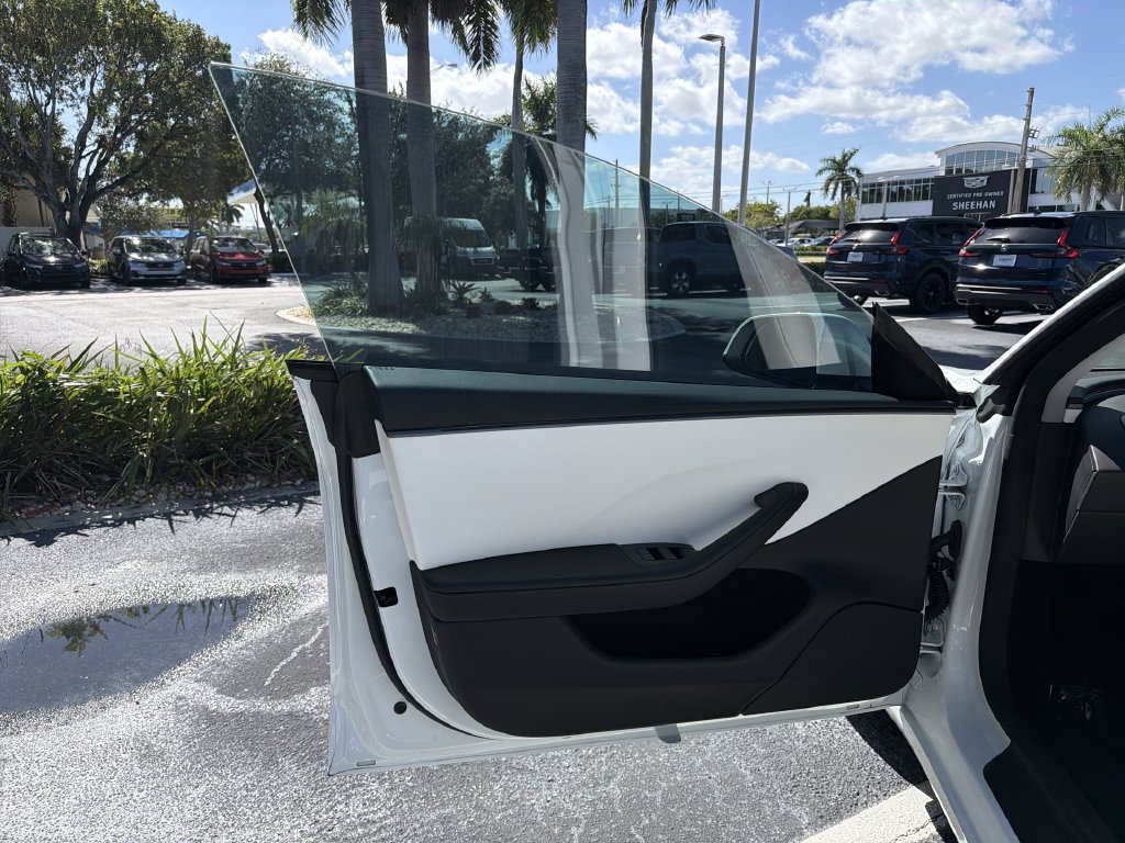 Used 2026 Tesla Model 3 RWD image 35