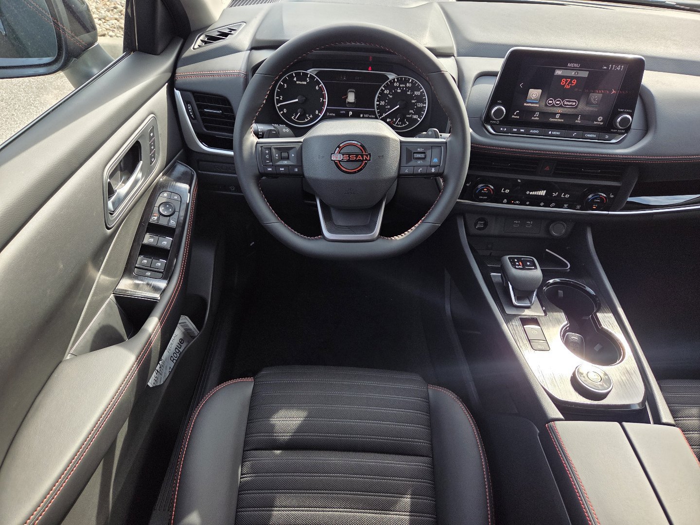 New 2027 Nissan Rogue SV AWD/4WD image 4