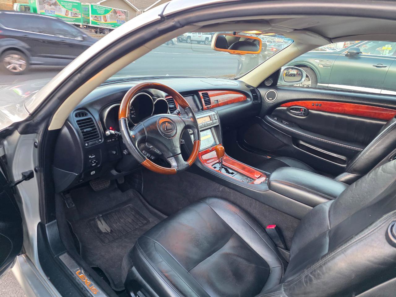 Used 2005 Lexus SC 430 Convertible RWD image 11