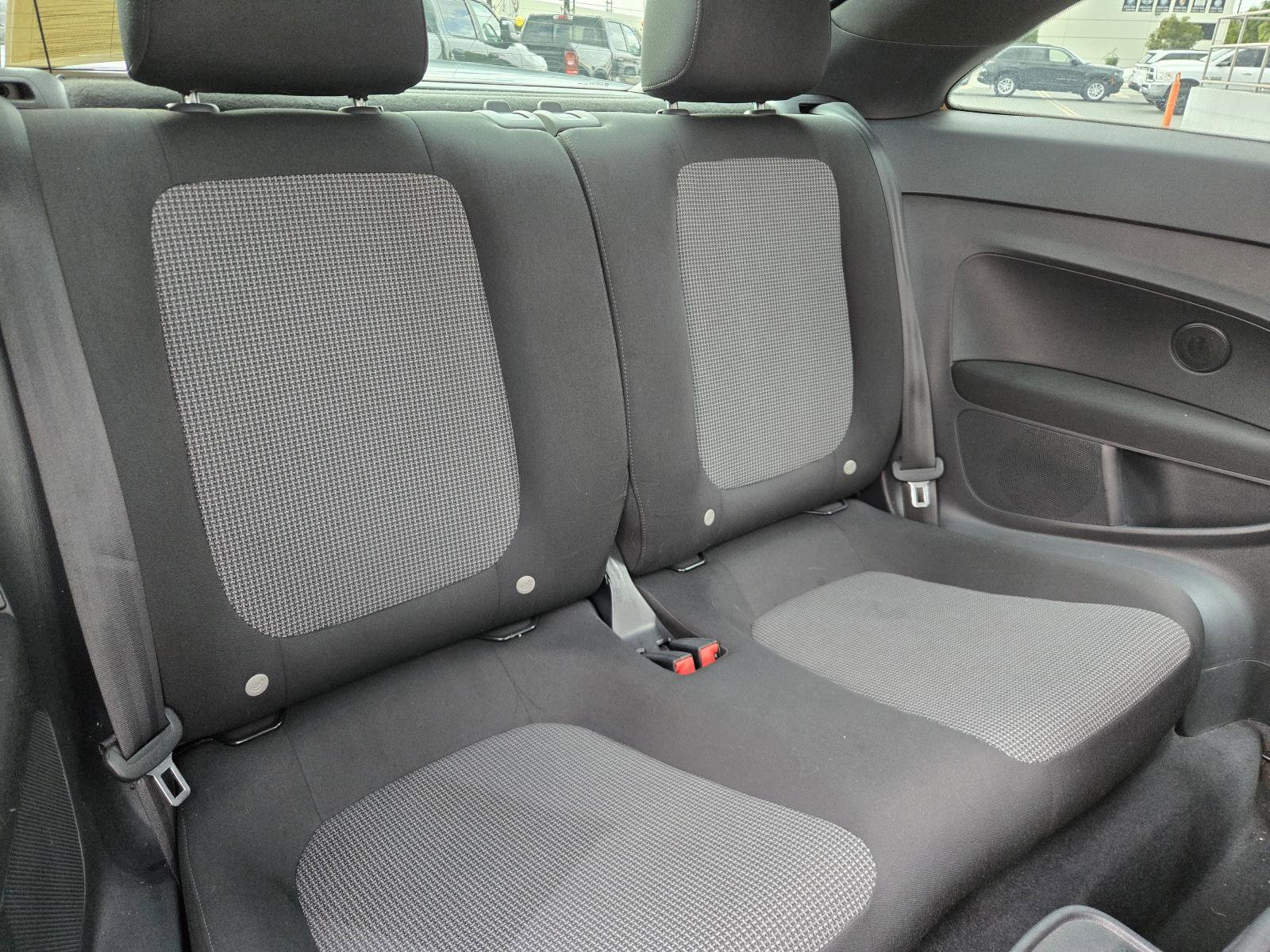 Used 2018 Volkswagen Beetle 2.0T S image 25