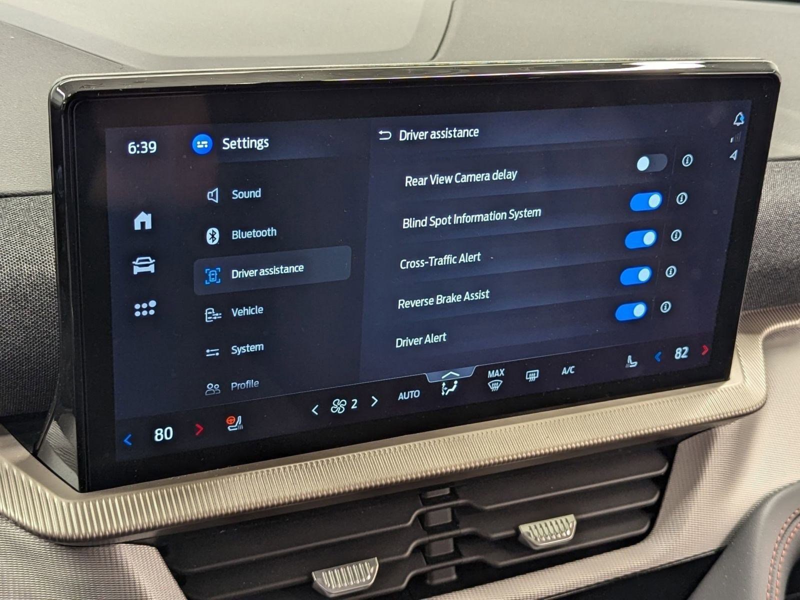 New 2026 Ford Explorer Active w/ Active Comfort Package image 29