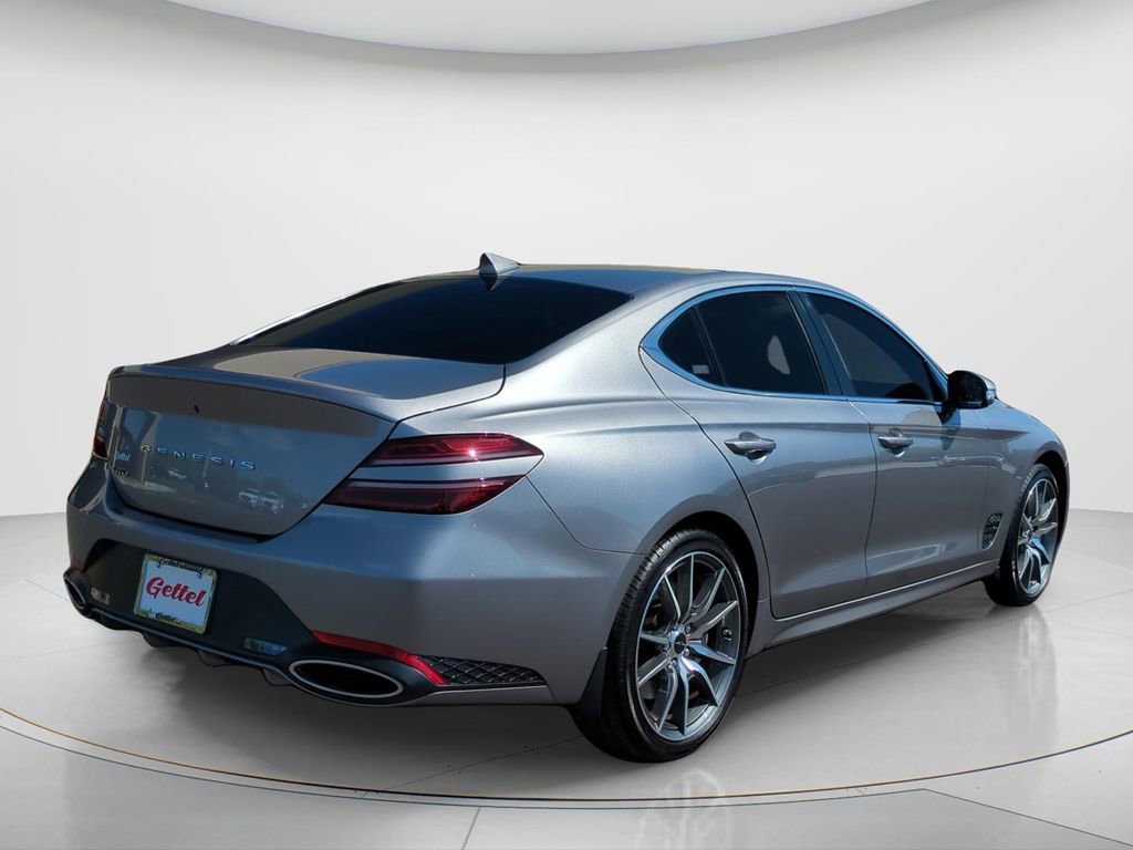 Used 2026 Genesis G70 2.5T image 5