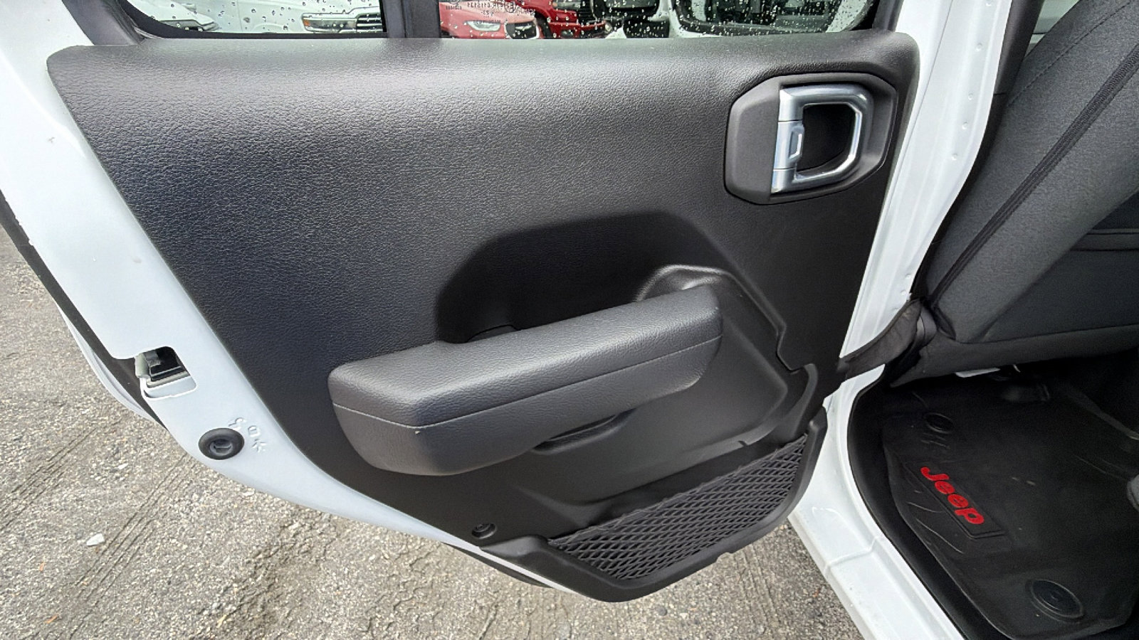 Used 2024 Jeep Gladiator Sport image 22