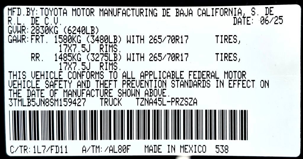 Certified 2025 Toyota Tacoma TRD Off-Road AWD/4WD image 23