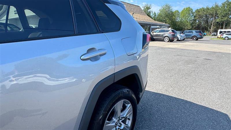 Used 2022 Toyota RAV4 XLE w/ Convenience Package AWD/4WD image 13