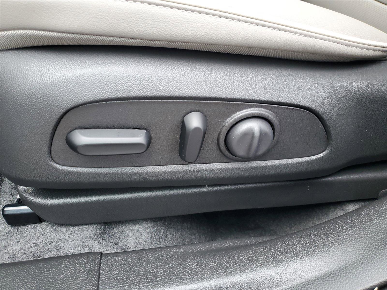 New 2026 Buick Envista Avenir image 16