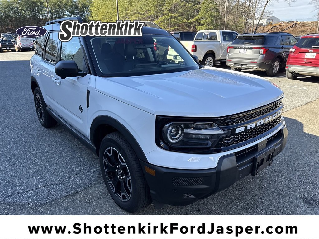 Used 2025 Ford Bronco Sport Outer Banks w/ Outer Banks Tech Package+ image 1