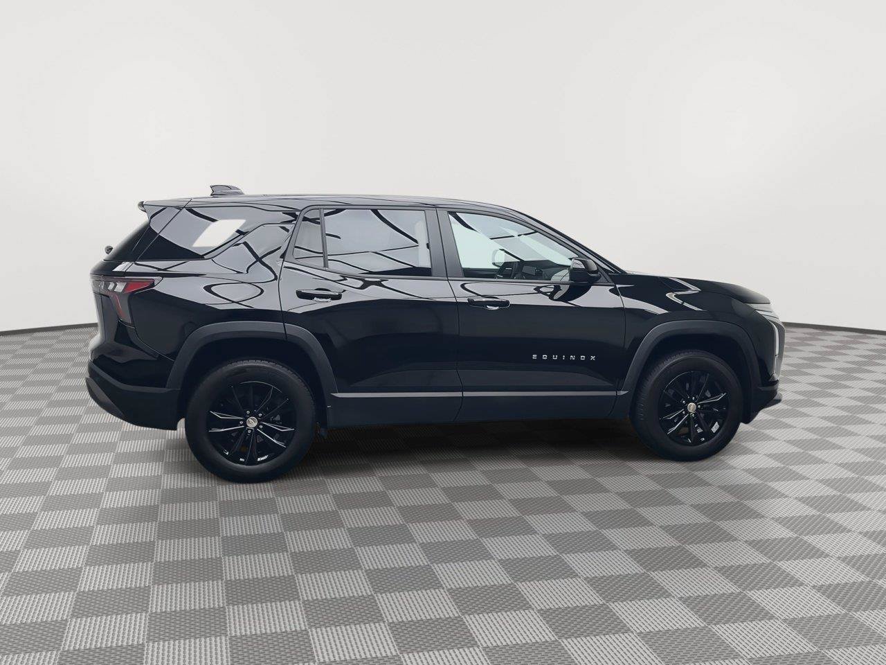 Certified 2026 Chevrolet Equinox LT AWD/4WD image 38