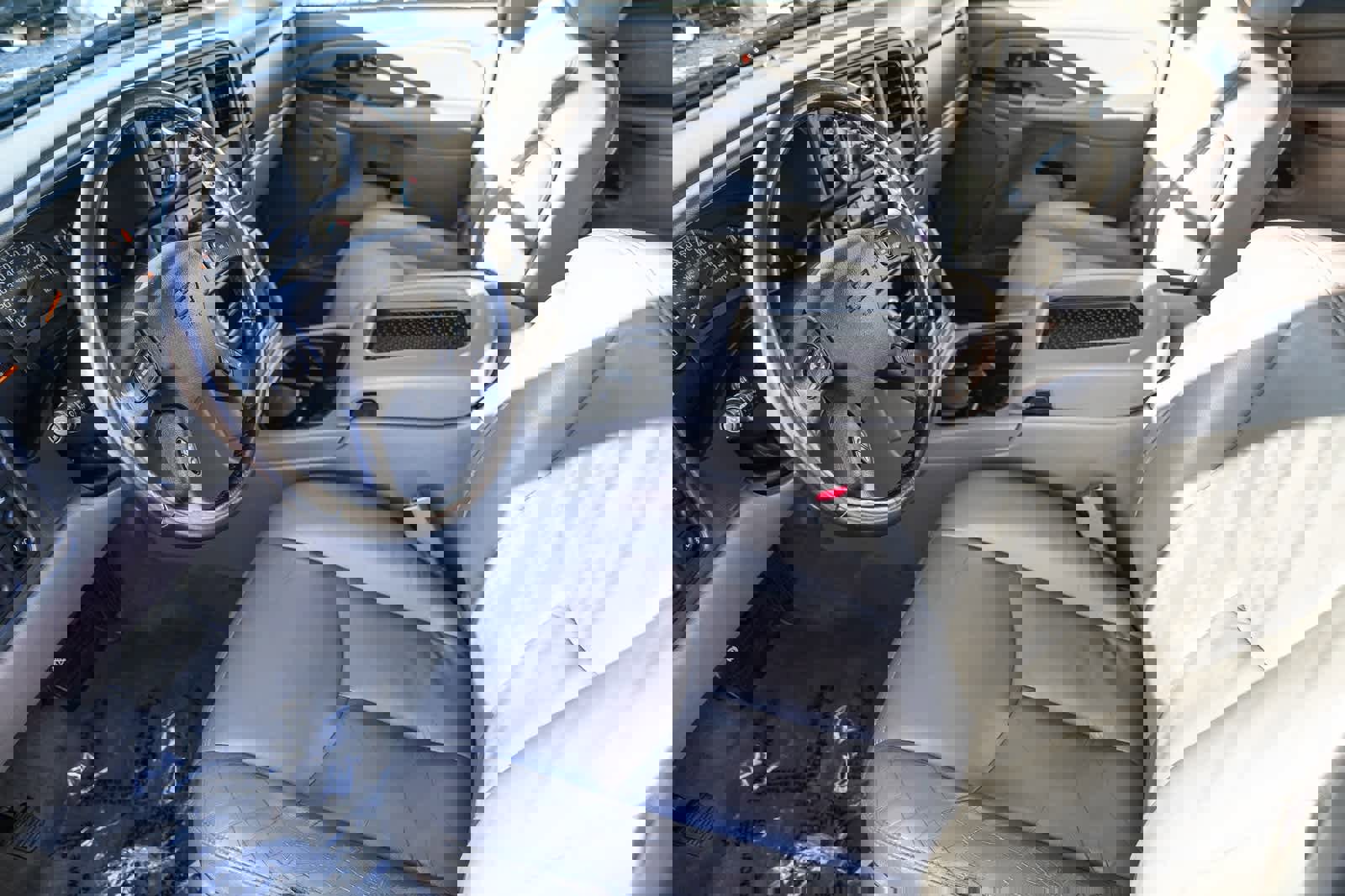 Used 2005 Chevrolet Avalanche Z71 w/ Sun And Sound Package image 16