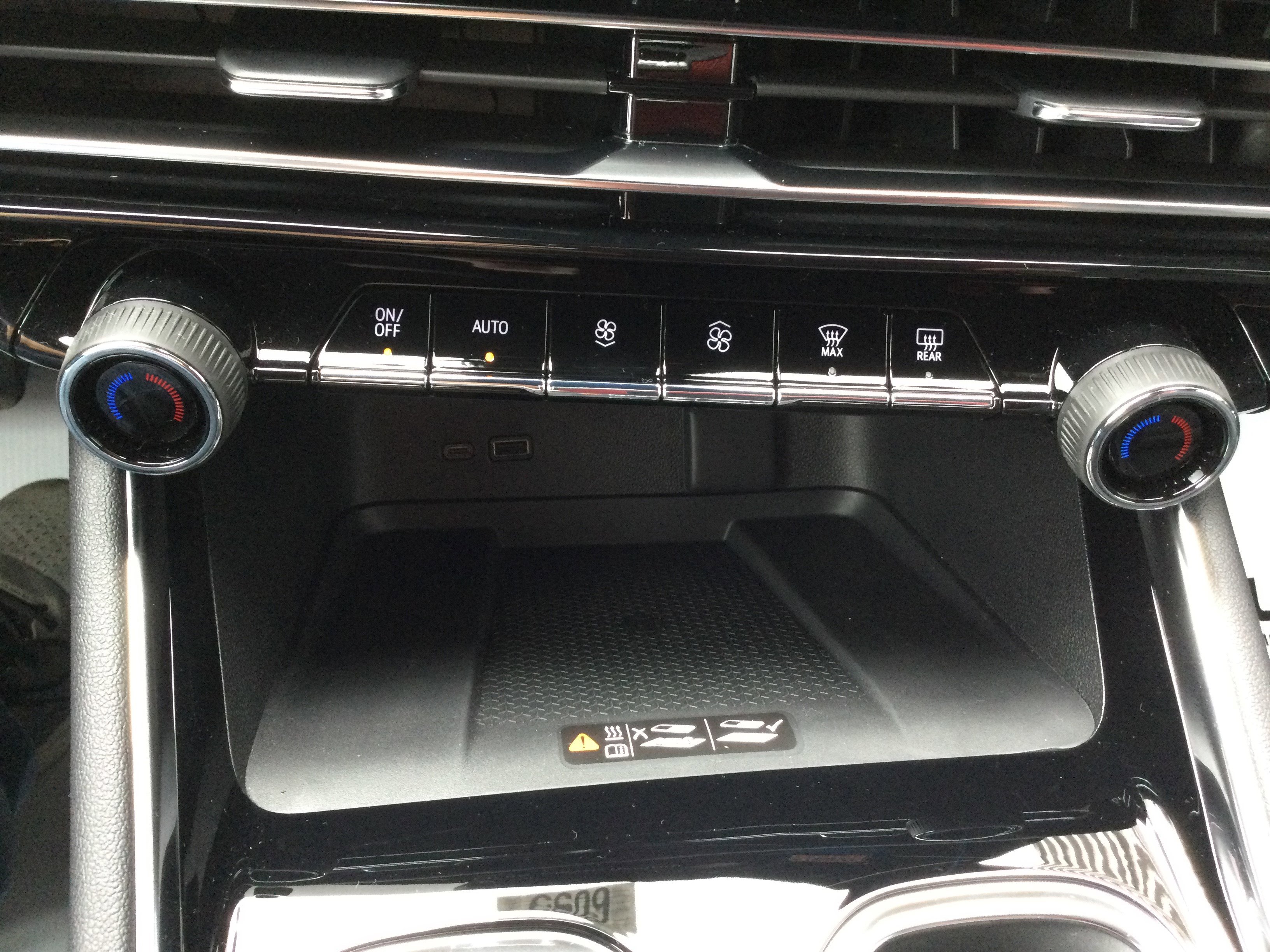 New 2026 Chevrolet Traverse LT w/ Enhanced Driving Package image 11