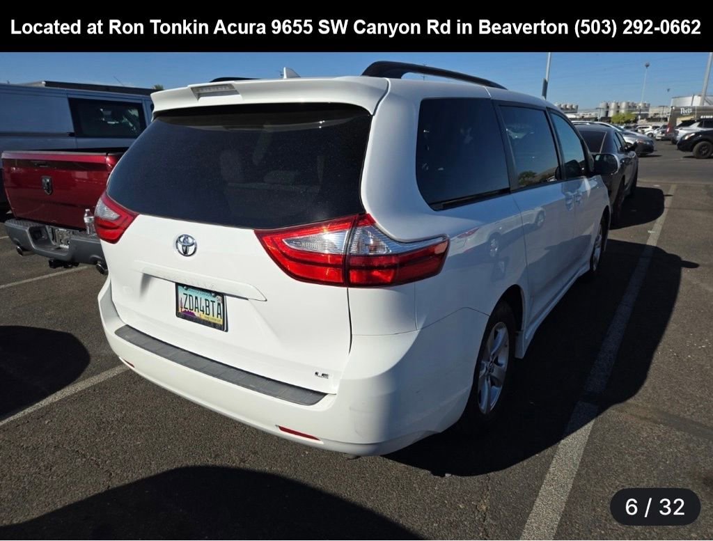 Used 2018 Toyota Sienna LE image 6