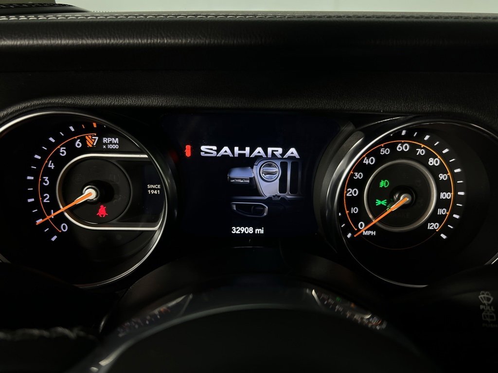 Certified 2022 Jeep Wrangler Unlimited Sahara w/ LED Lighting Group image 15