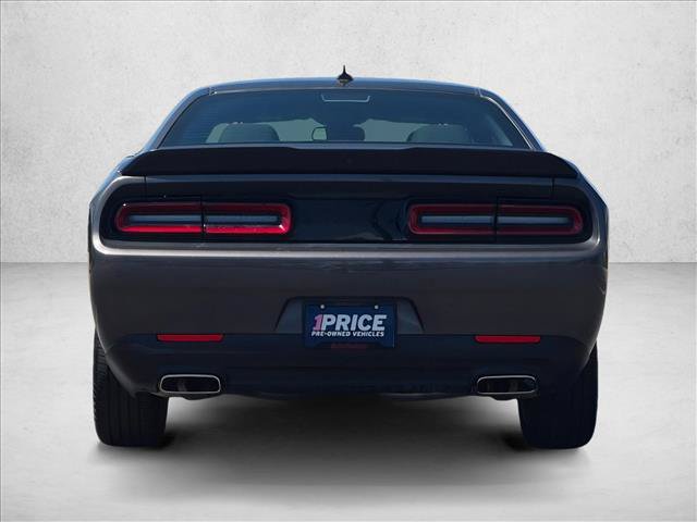 Used 2020 Dodge Challenger SXT w/ Blacktop Package RWD image 7