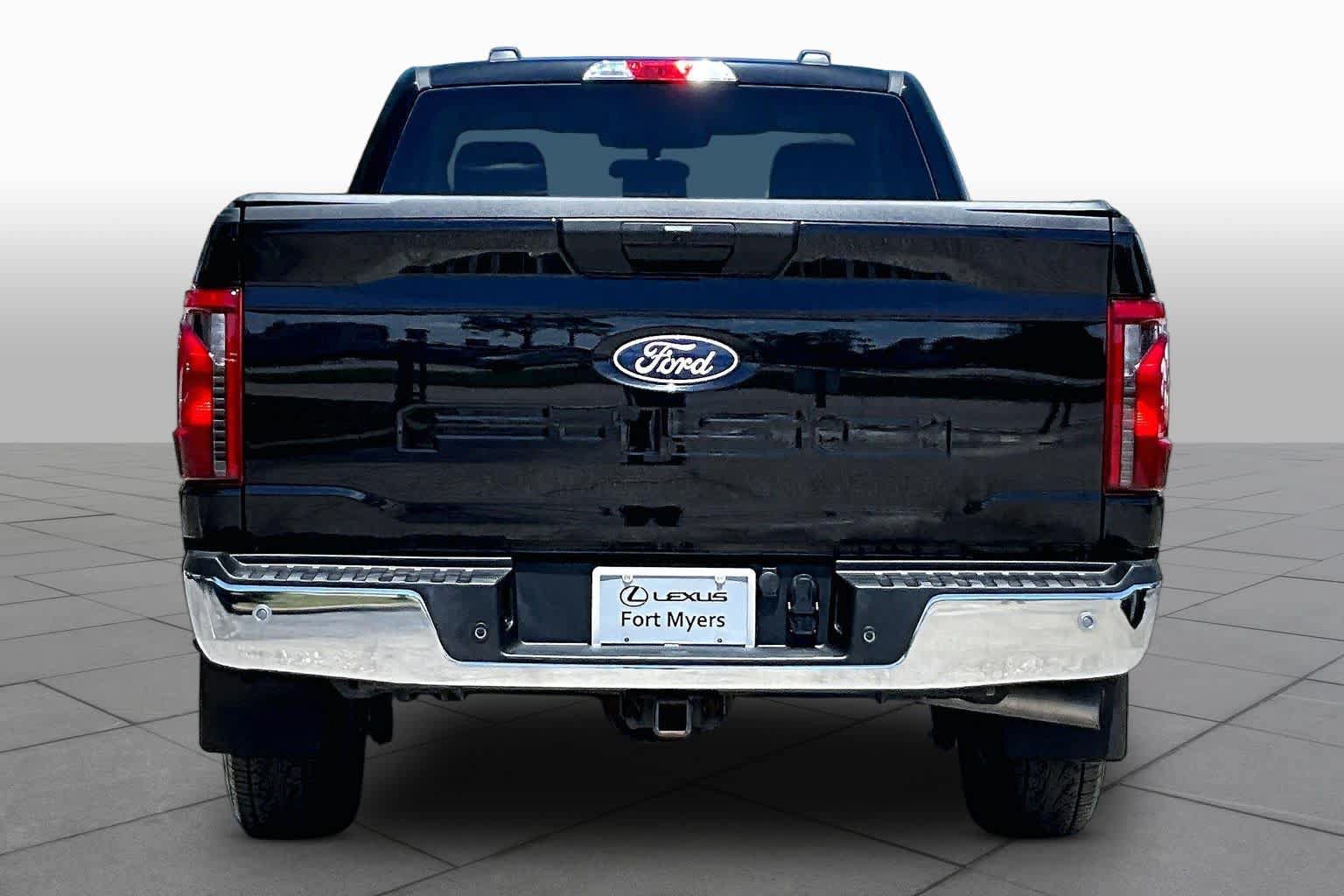Used 2024 Ford F150 XL w/ Equipment Group 103A High AWD/4WD image 5