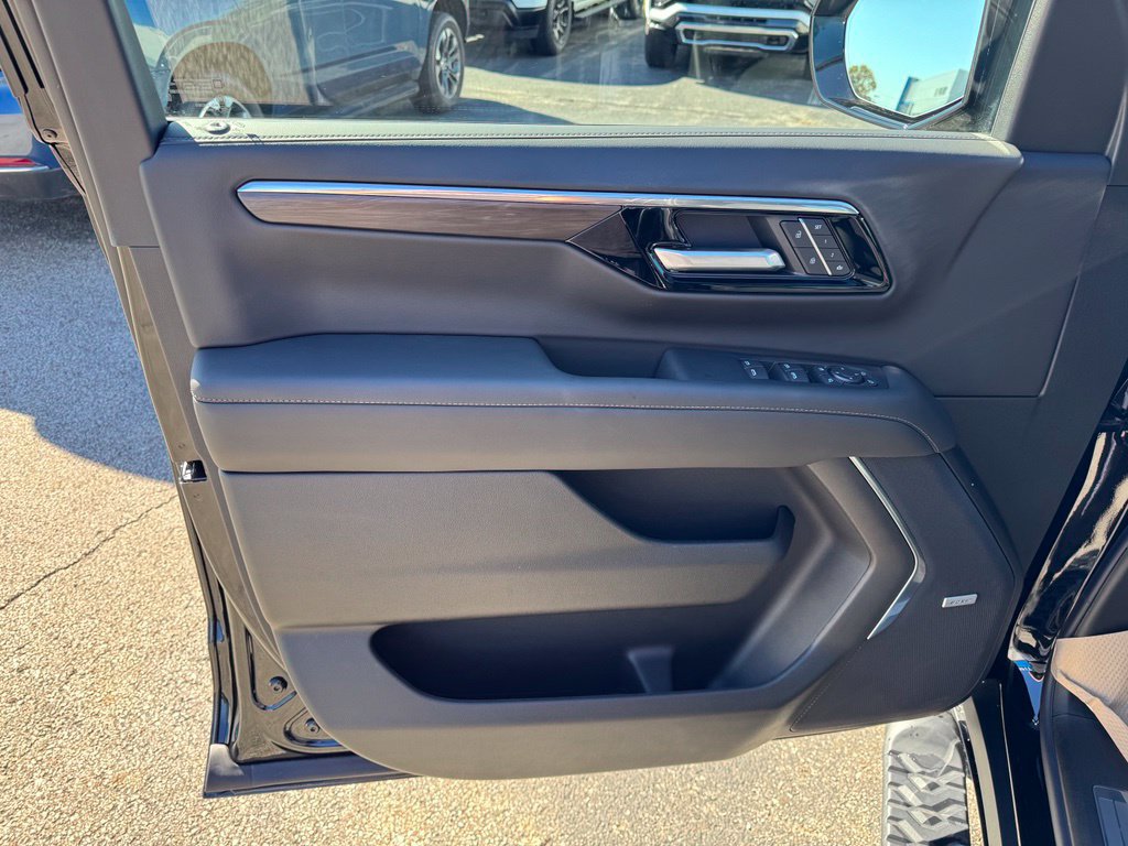New 2027 Chevrolet Tahoe Z71 AWD/4WD image 9