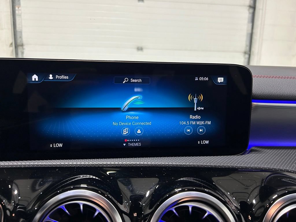 Used 2023 Mercedes-Benz CLA 250 4MATIC image 17