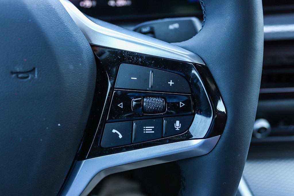 Certified 2025 BMW i4 eDrive40 RWD image 26