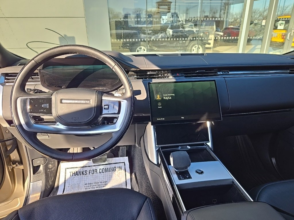 Certified 2024 Land Rover Range Rover SE image 15