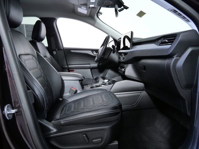 Certified 2023 Ford Escape Platinum w/ Premium Technology Package AWD/4WD image 10