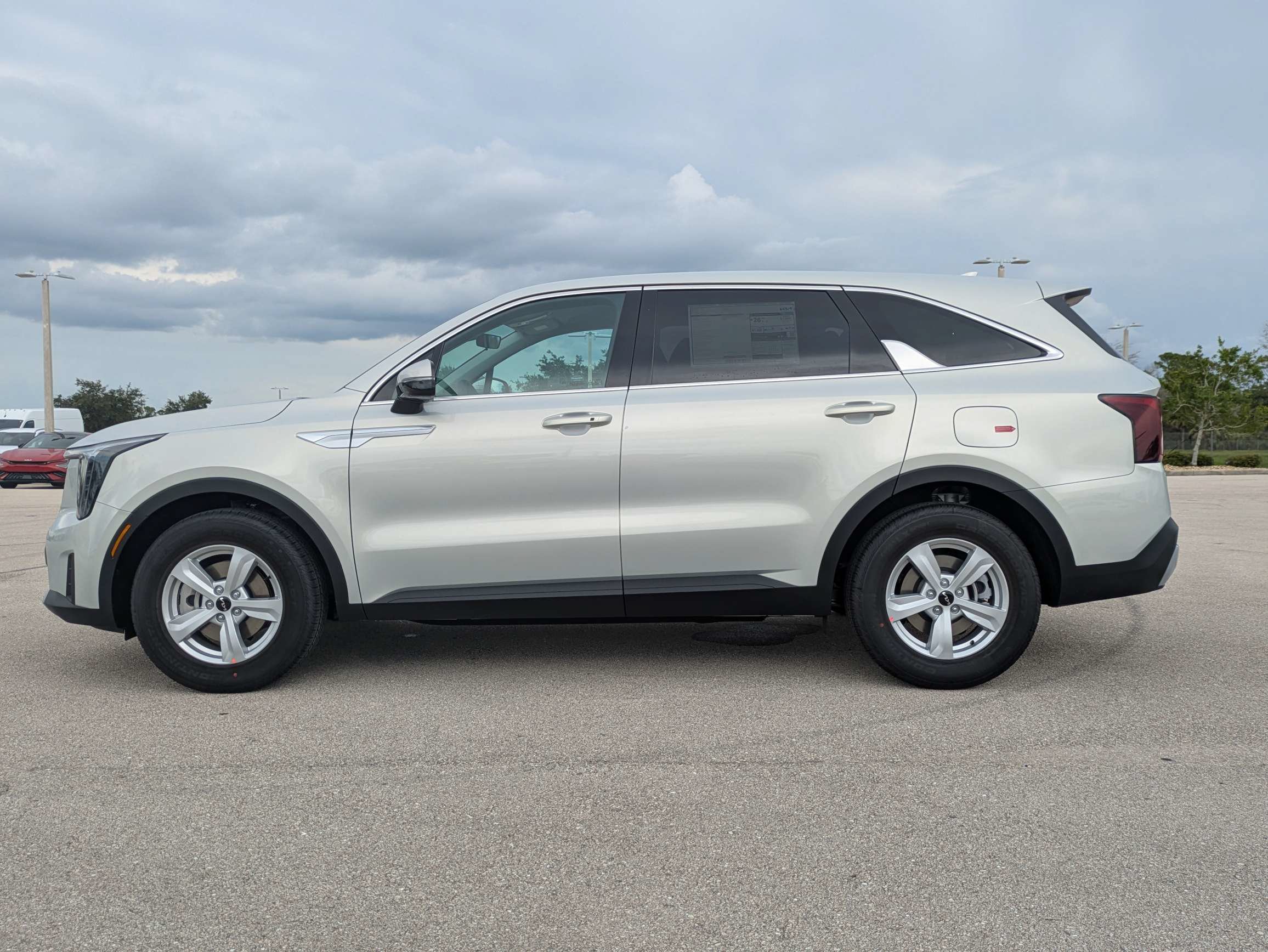 New 2026 Kia Sorento LX FWD image 8