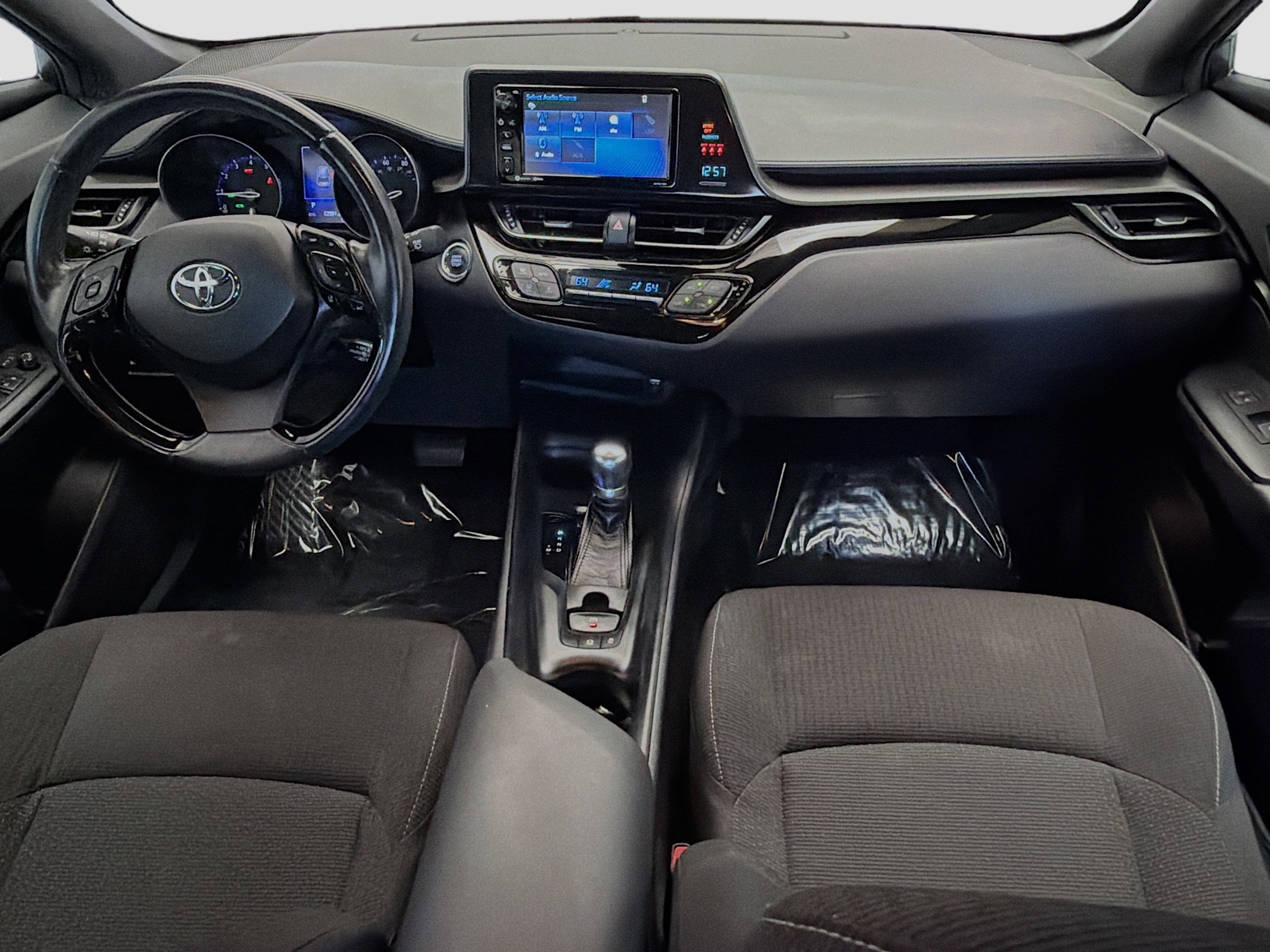 Used 2018 Toyota C-HR XLE image 12