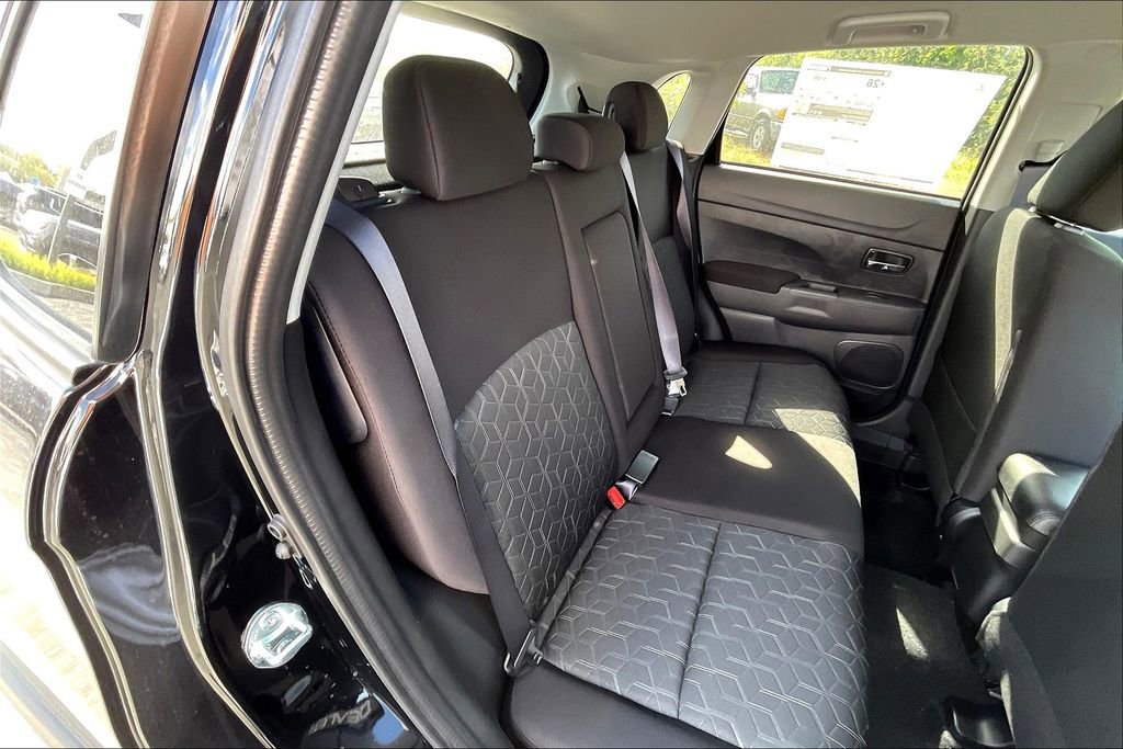 New 2025 Mitsubishi Outlander Sport ES image 9